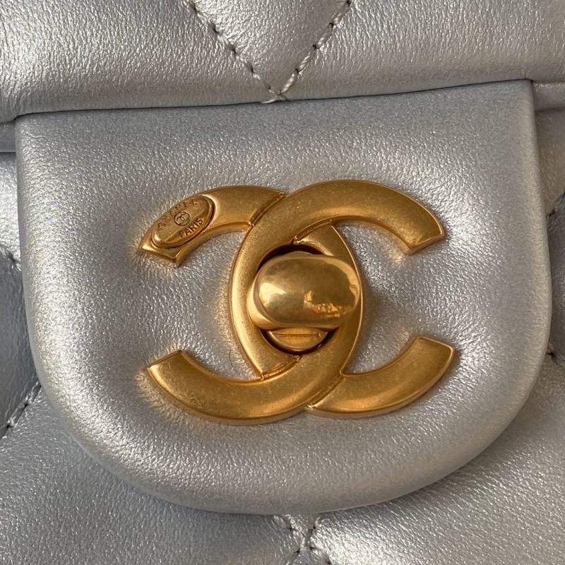 Ch**el satchel bags